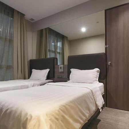 Hotel NuVe Stellar Singapore Esterno foto