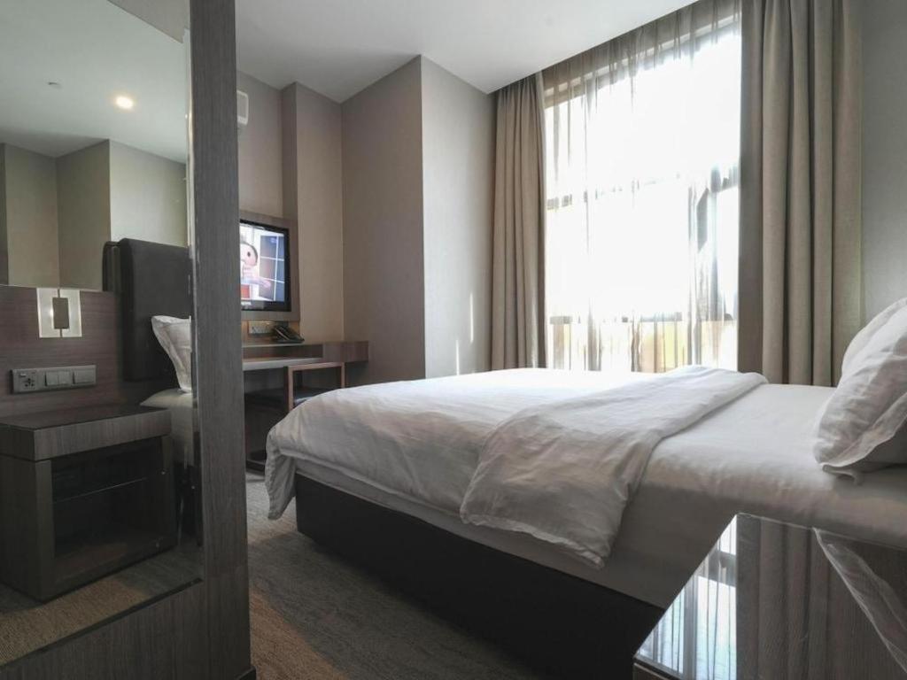 Hotel NuVe Stellar Singapore Esterno foto
