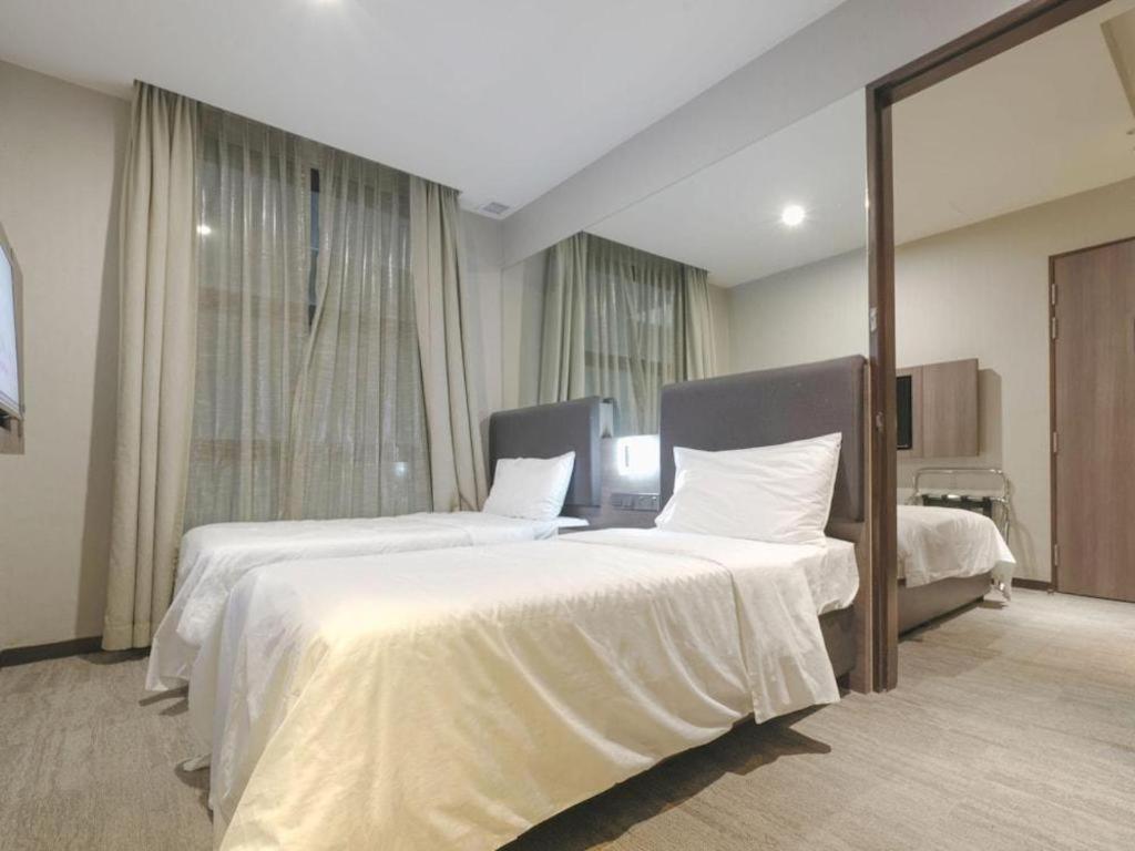 Hotel NuVe Stellar Singapore Esterno foto